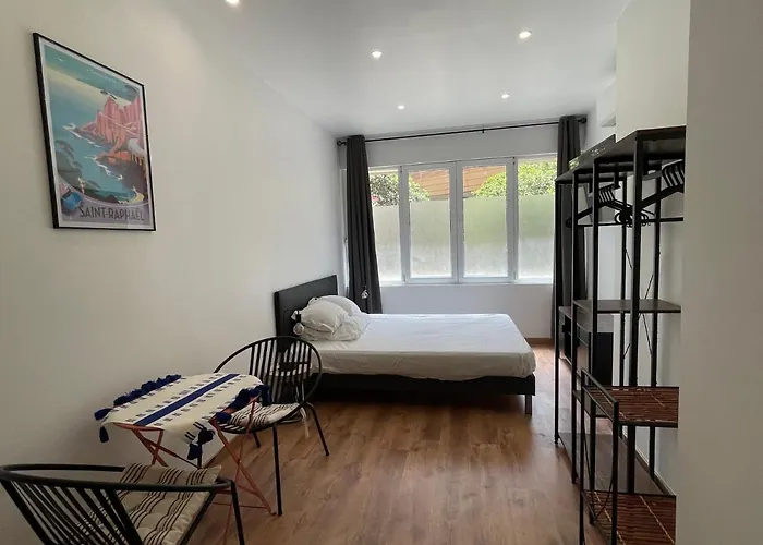 Honore, Veritable Tout A Pied, Plein Centre-ville, Plage A 5min A Pied Apartment