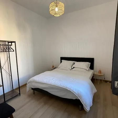 Honore, Veritable Tout A Pied, Plein Centre-ville, Plage A 5min A Pied Saint-Raphael (Var)
